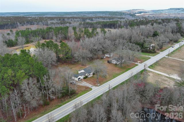 5978 Gold Mine Highway, Kershaw, SC 29067