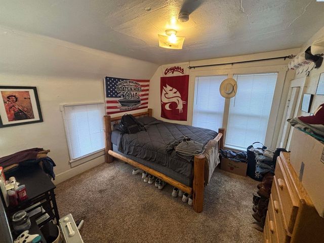 435 NE Howard Dr, Pullman, WA 99163