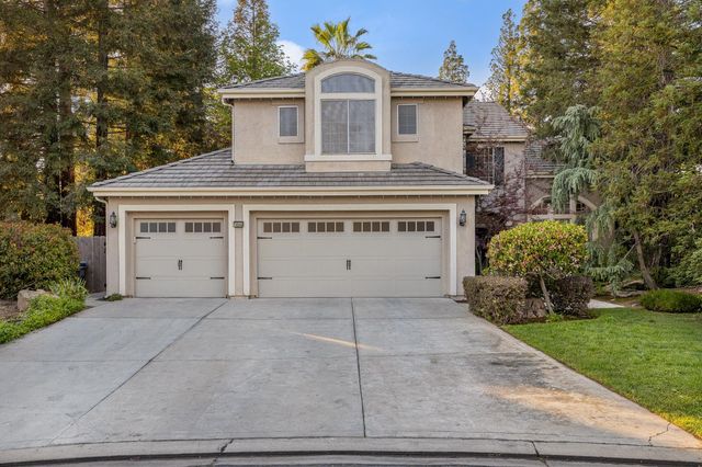 10340 N Sinclair Circle, Fresno, CA 93730