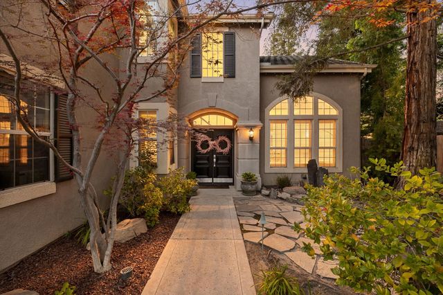 10340 N Sinclair Circle, Fresno, CA 93730