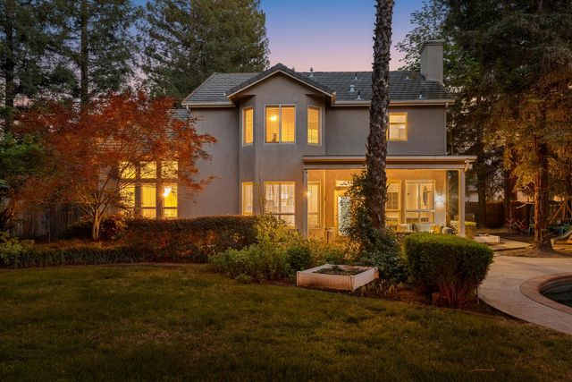 10340 N Sinclair Circle, Fresno, CA 93730