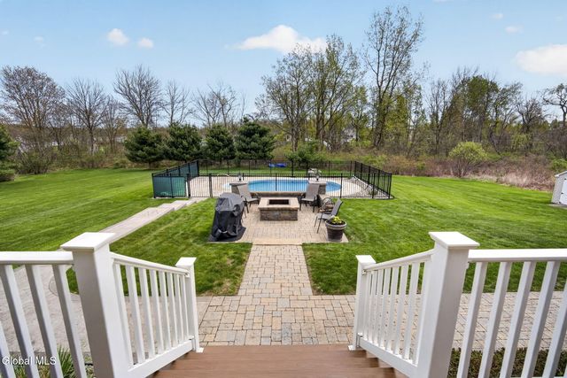 9 Backspin Drive, Mechanicville, NY 12118