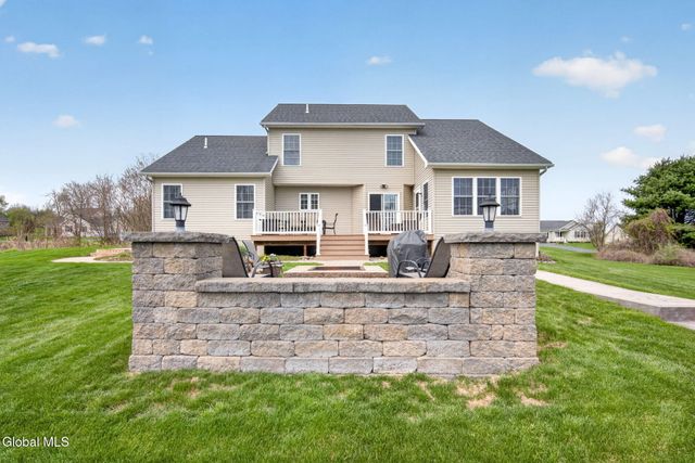 9 Backspin Drive, Mechanicville, NY 12118
