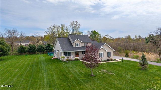 9 Backspin Drive, Mechanicville, NY 12118