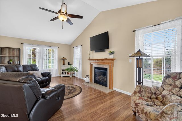 9 Backspin Drive, Mechanicville, NY 12118