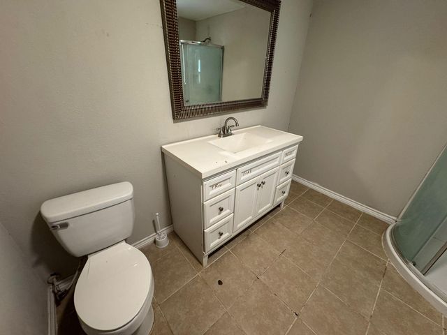 721 E Emily Avenue, Wharton, TX 77488