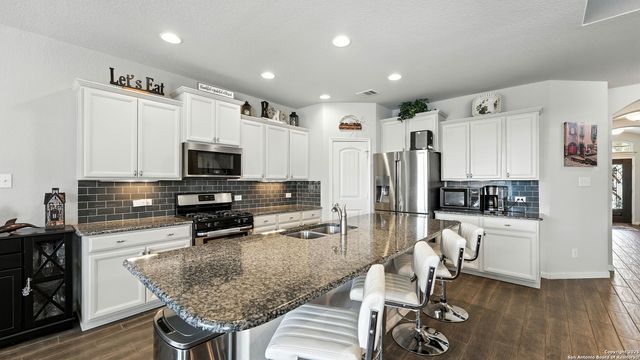 323 Limestone, New Braunfels, TX 78130