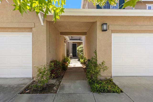 553 Golf Glen Dr, San Marcos, CA 92069