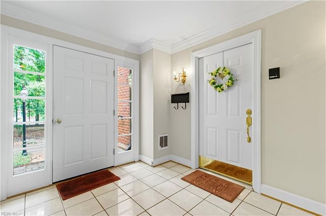 221 Woodmere Dr Unit B, Williamsburg, VA 23185