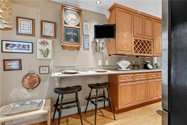 221 Woodmere Dr Unit B, Williamsburg, VA 23185