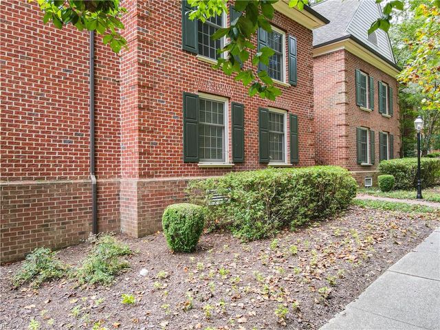 221 Woodmere Dr Unit B, Williamsburg, VA 23185