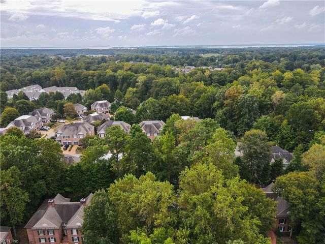 221 Woodmere Dr Unit B, Williamsburg, VA 23185