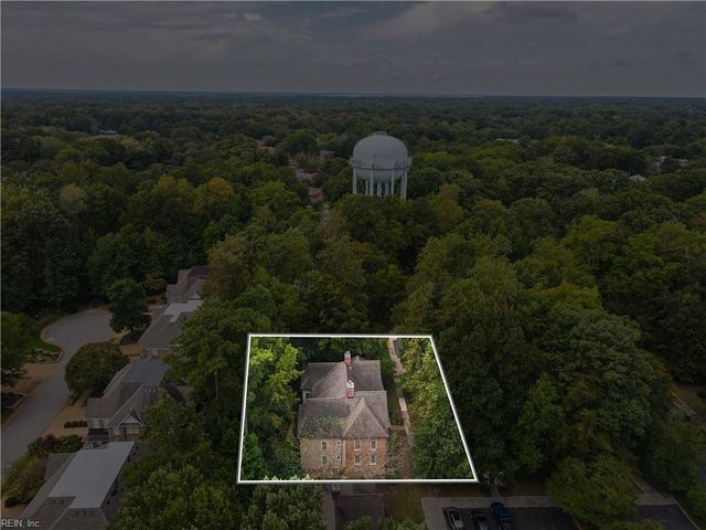 221 Woodmere Dr Unit B, Williamsburg, VA 23185