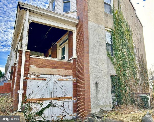 1218 N LONGWOOD ST, Baltimore, MD 21216