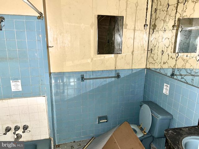 1218 N LONGWOOD ST, Baltimore, MD 21216