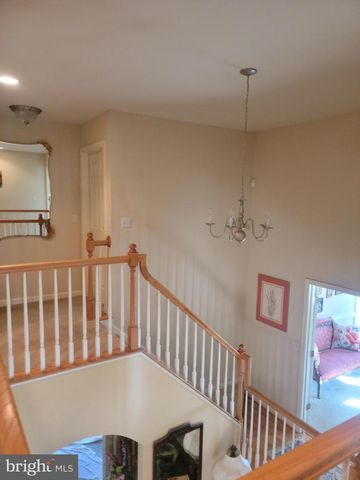 9471 LITTLE SKYLINE DR, Orange, VA 22960