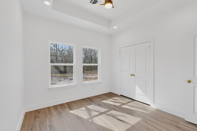 305 Garner Drive, Mabank, TX 75156