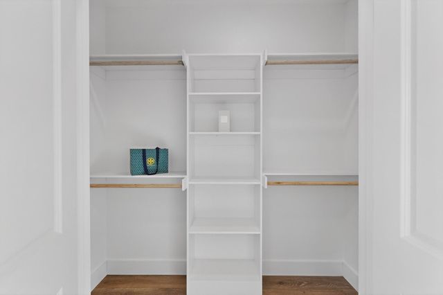 305 Garner Drive, Mabank, TX 75156