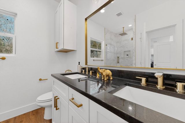 305 Garner Drive, Mabank, TX 75156