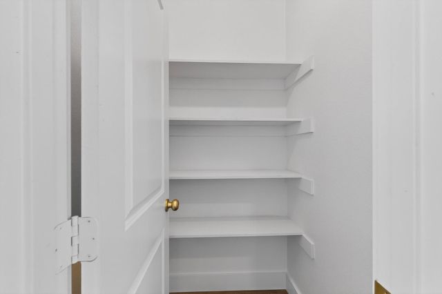 305 Garner Drive, Mabank, TX 75156