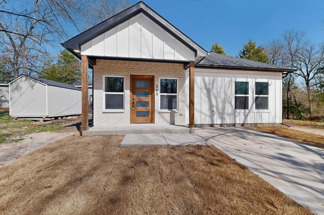 305 Garner Drive, Mabank, TX 75156