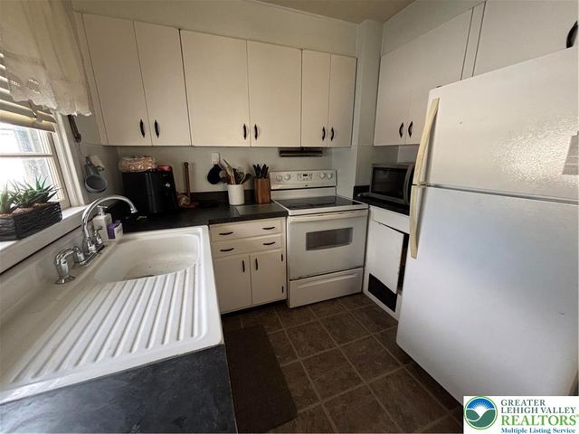 2677 West South Street, Allentown City, PA 18104