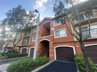 4171 N Haverhill Road 1013, West Palm Beach, FL 33417