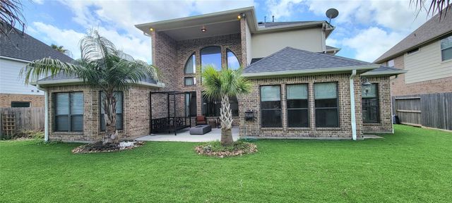 2498 Encino Avenue, League City, TX 77573