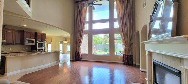 2498 Encino Avenue, League City, TX 77573