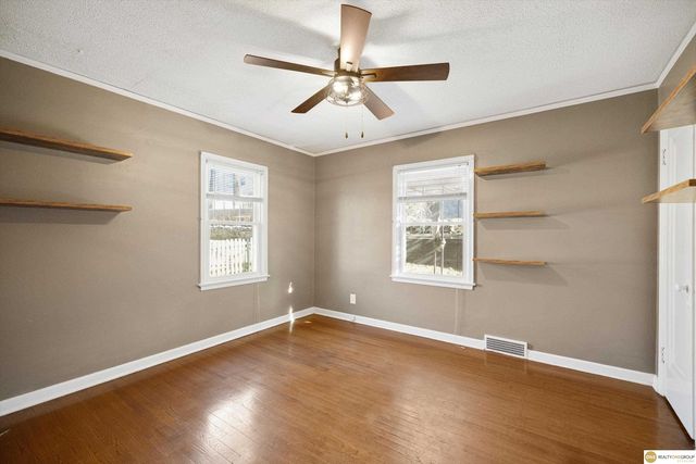 1705 N 49Th Street, Omaha, NE 68104