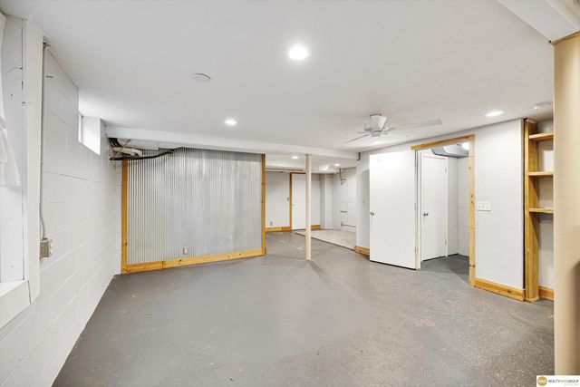 1705 N 49Th Street, Omaha, NE 68104