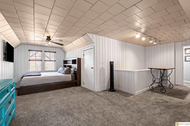 1705 N 49Th Street, Omaha, NE 68104