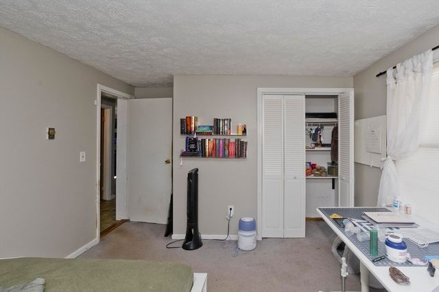65 Hyde Ave, Springfield, MA 01107