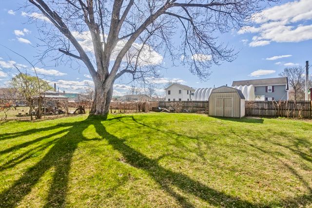 65 Hyde Ave, Springfield, MA 01107