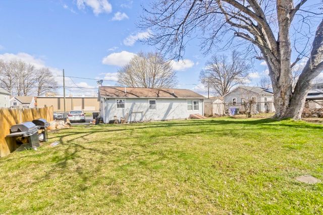 65 Hyde Ave, Springfield, MA 01107