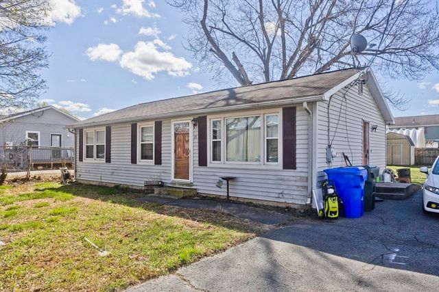 65 Hyde Ave, Springfield, MA 01107