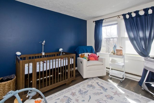 65 Hyde Ave, Springfield, MA 01107