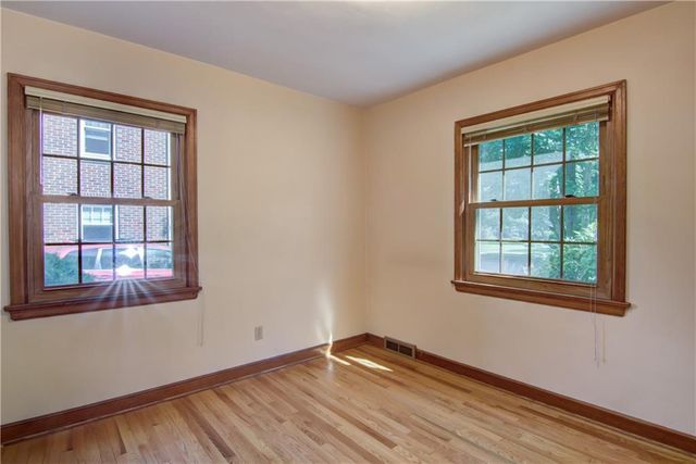 422 Roosevelt Avenue, Eau Claire, WI 54701