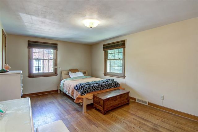 422 Roosevelt Avenue, Eau Claire, WI 54701