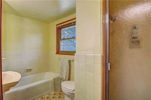 422 Roosevelt Avenue, Eau Claire, WI 54701