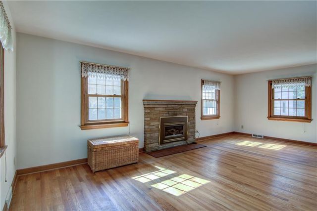 422 Roosevelt Avenue, Eau Claire, WI 54701