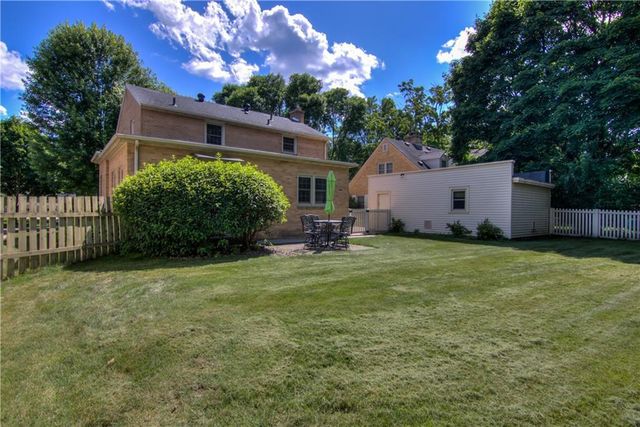 422 Roosevelt Avenue, Eau Claire, WI 54701