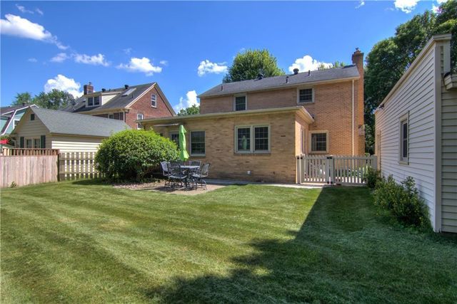 422 Roosevelt Avenue, Eau Claire, WI 54701