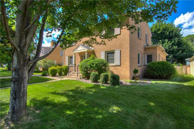 422 Roosevelt Avenue, Eau Claire, WI 54701