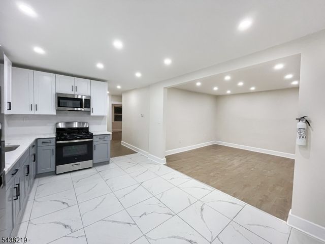 258 Isabella Ave, Irvington Twp., NJ 07111