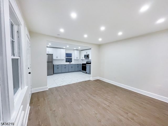 258 Isabella Ave, Irvington Twp., NJ 07111
