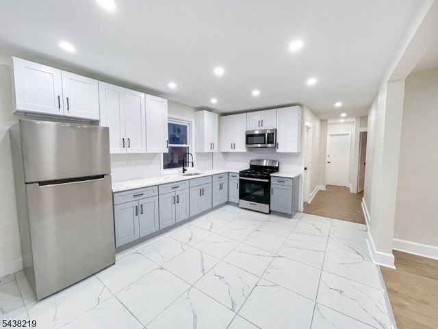 258 Isabella Ave, Irvington Twp., NJ 07111