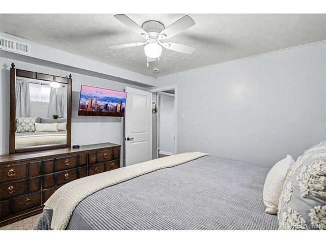 1601 S Patton Ct, Denver, CO 80219