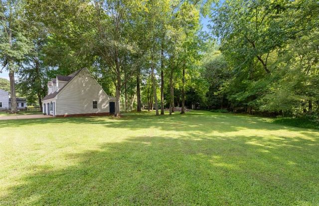 1076 Taft RD, Chesapeake, VA 23322