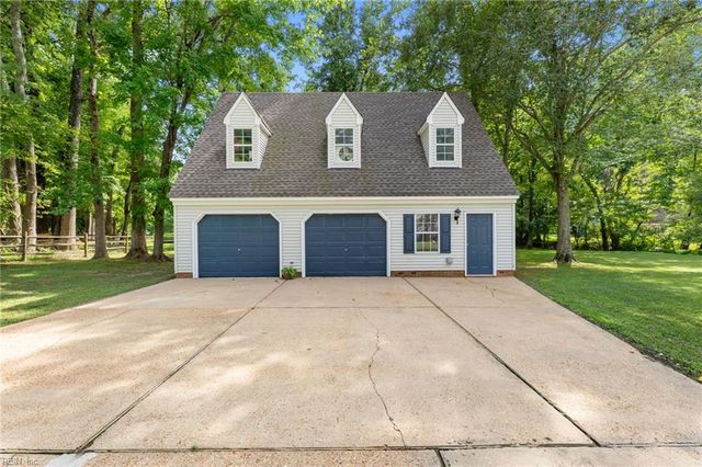 1076 Taft RD, Chesapeake, VA 23322